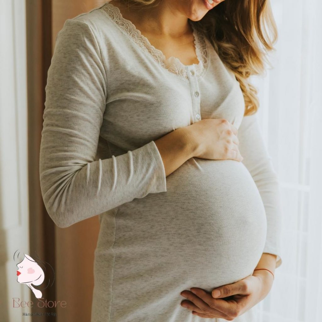 bà bầu và cho con bú không được dùng tretinoin
